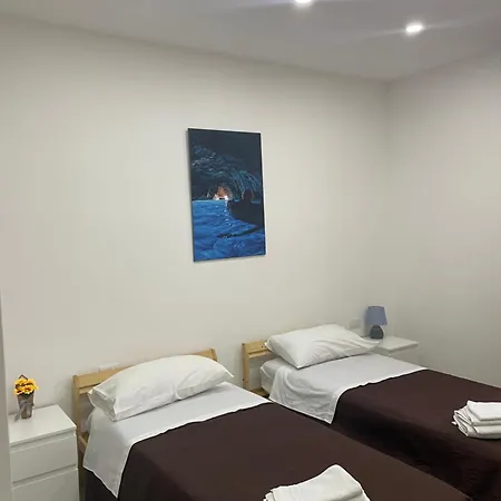 Terminal Oda ve Kahvaltı