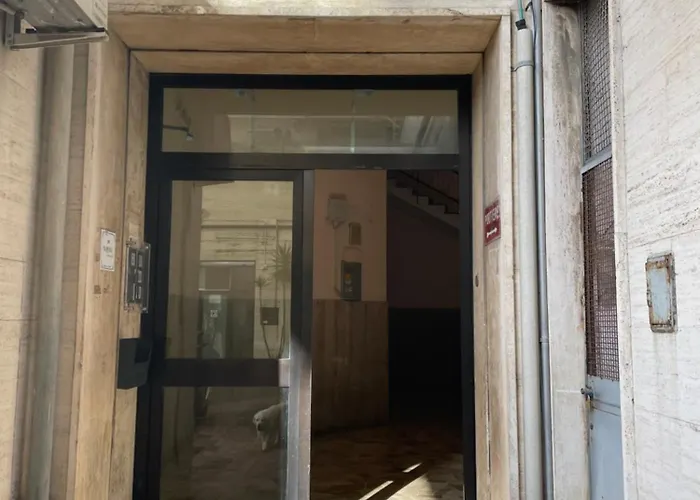 Terminal Bed & Breakfast Neapol